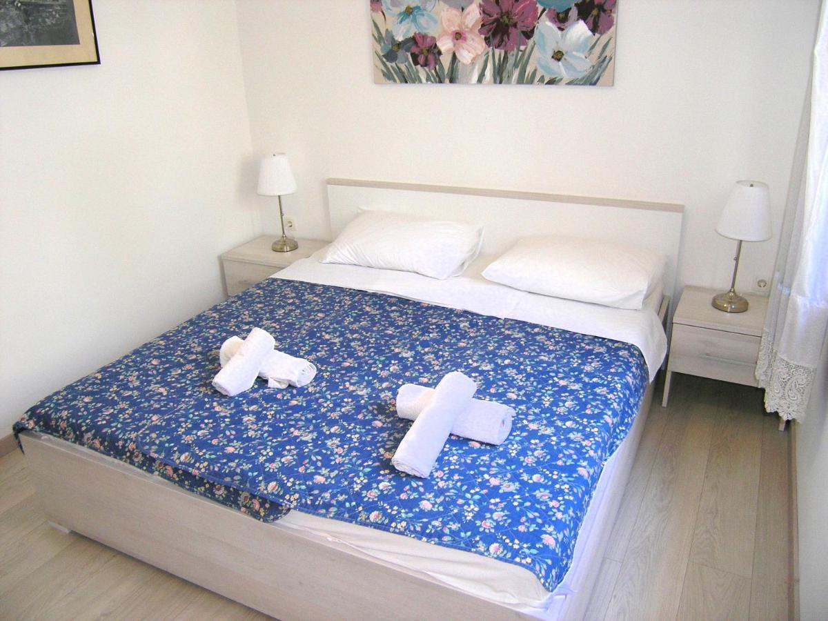 Apartments Sokolovic Крк Экстерьер фото