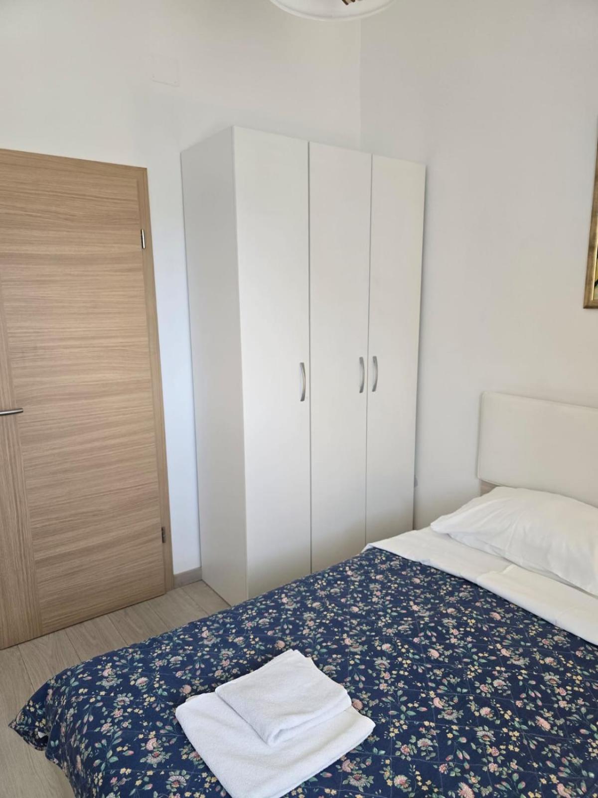 Apartments Sokolovic Крк Экстерьер фото