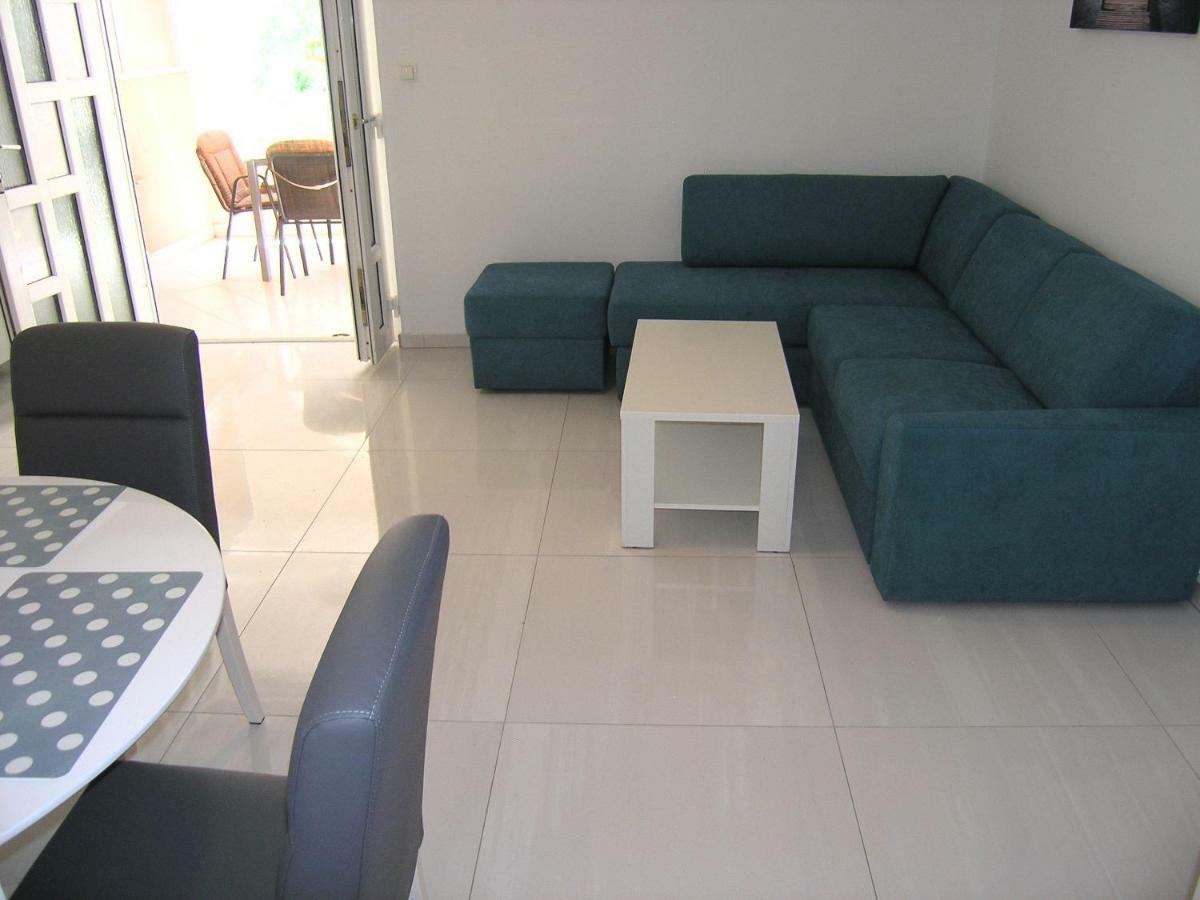 Apartments Sokolovic Крк Экстерьер фото