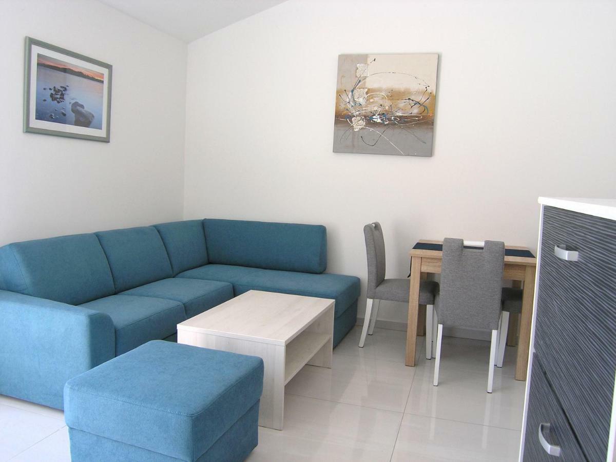 Apartments Sokolovic Крк Экстерьер фото